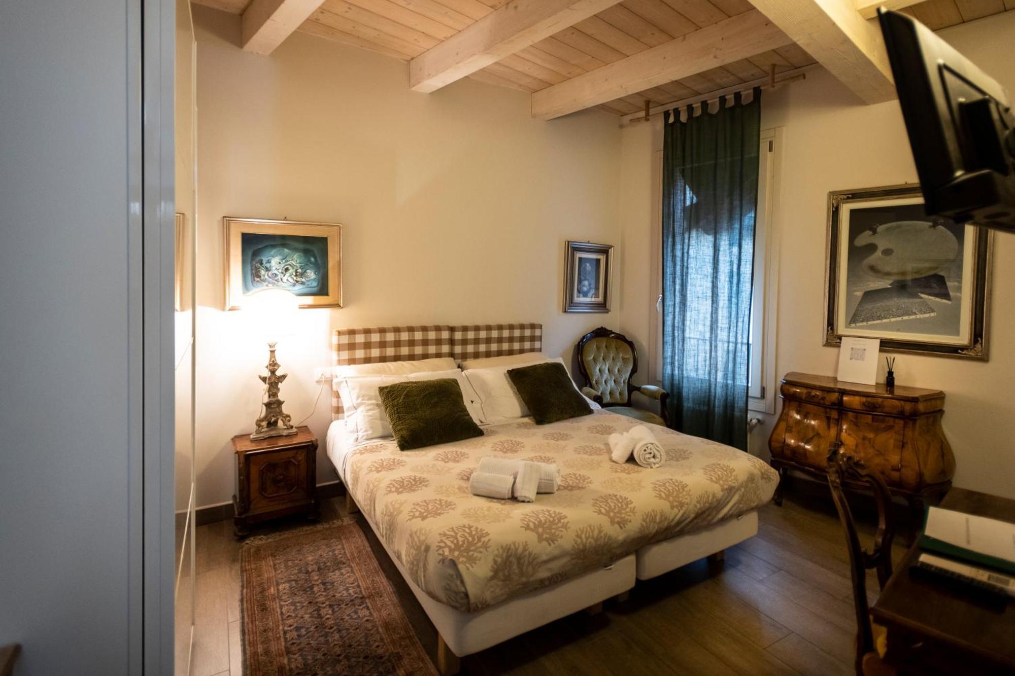 Al Battistero Luxury Suite Равенна Номер фото